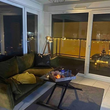 Meyzieu : Superbe Appartement Tres Cosy. Exterior photo