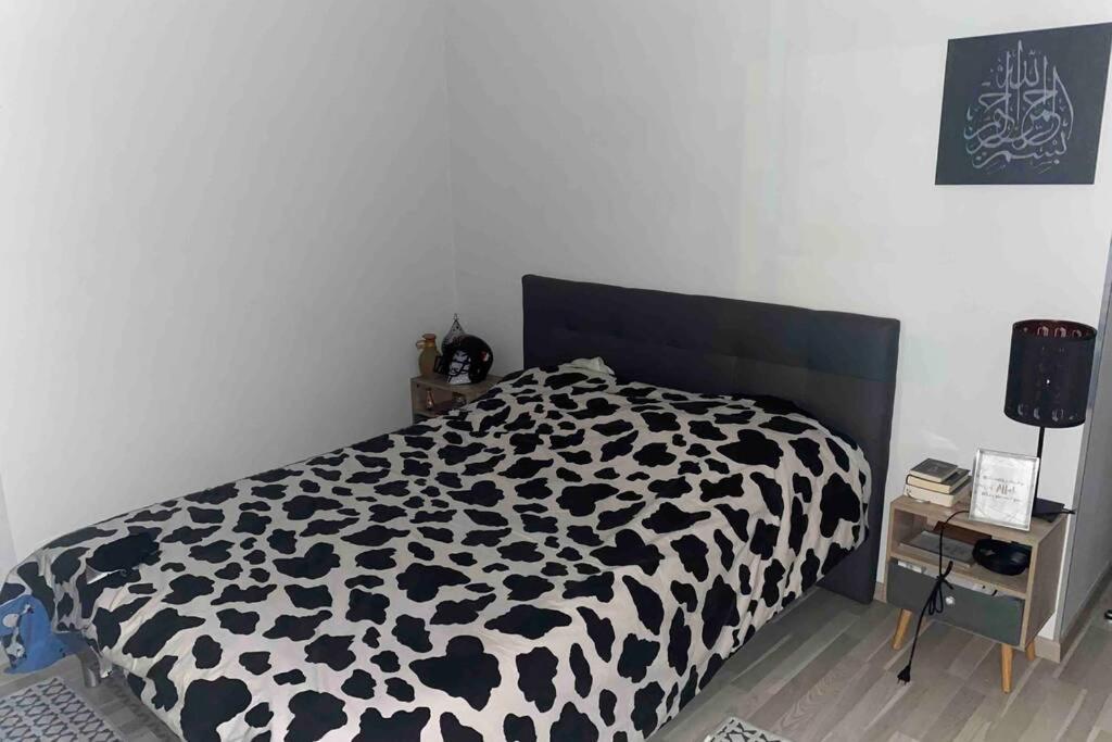 Meyzieu : Superbe Appartement Tres Cosy. Exterior photo